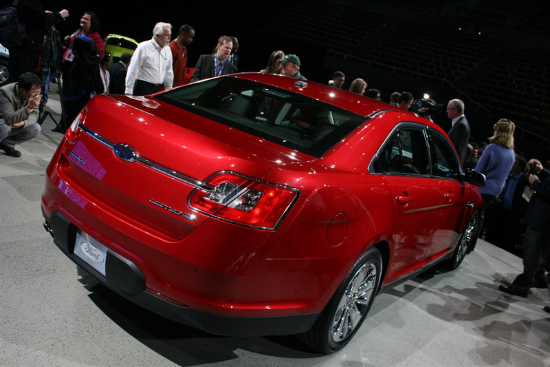 Illustration for article titled Top Ten 2009 Detroit Auto Show Galleries: Day One